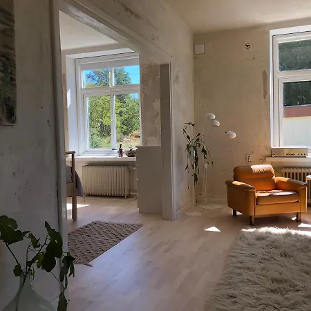 Svala Hotel *
