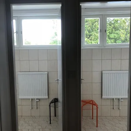 Hotel Svala *